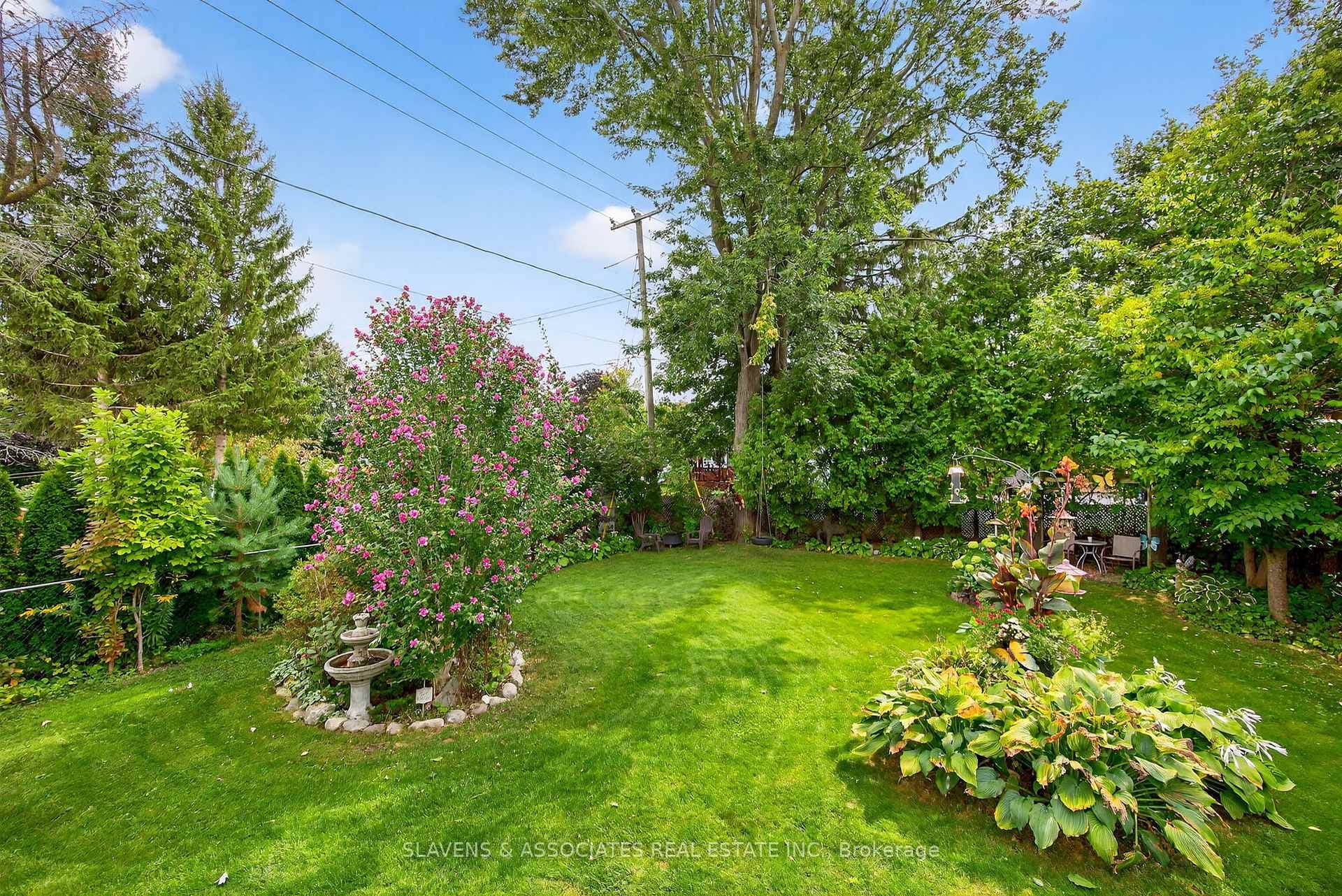 5 Rogers Road photo 24