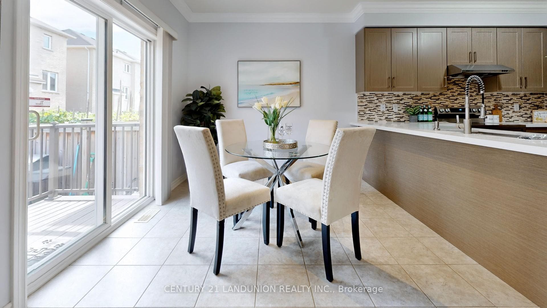 29 Greenspire Avenue photo 18