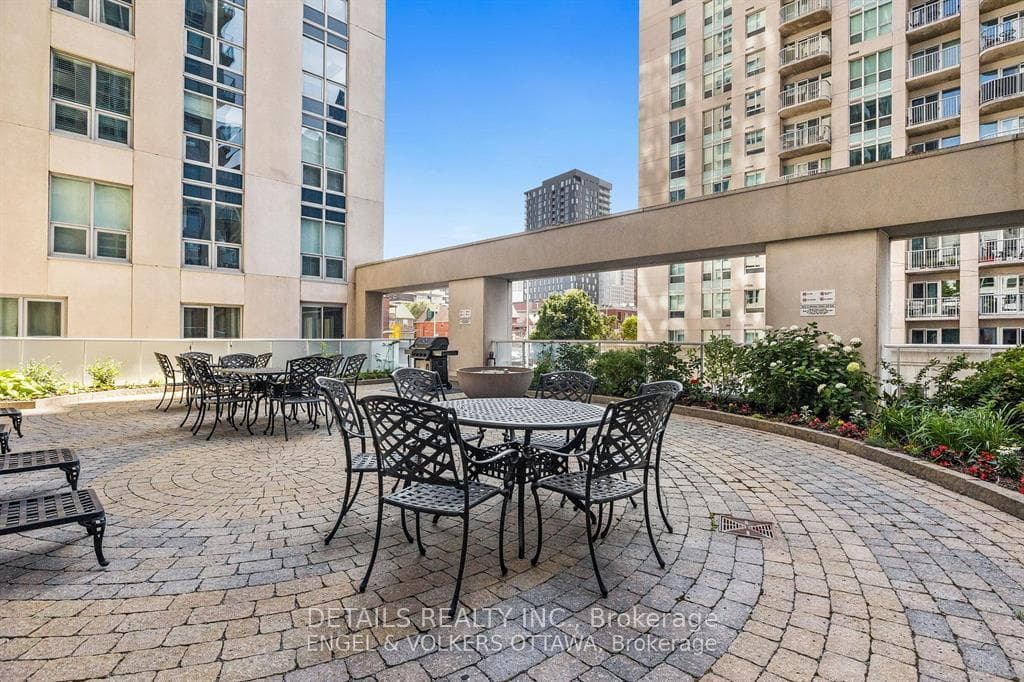 195 BESSERER Street Unit 2102 photo 29