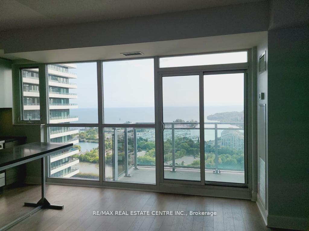 33 Shore Breeze Drive Unit 3011 photo 22