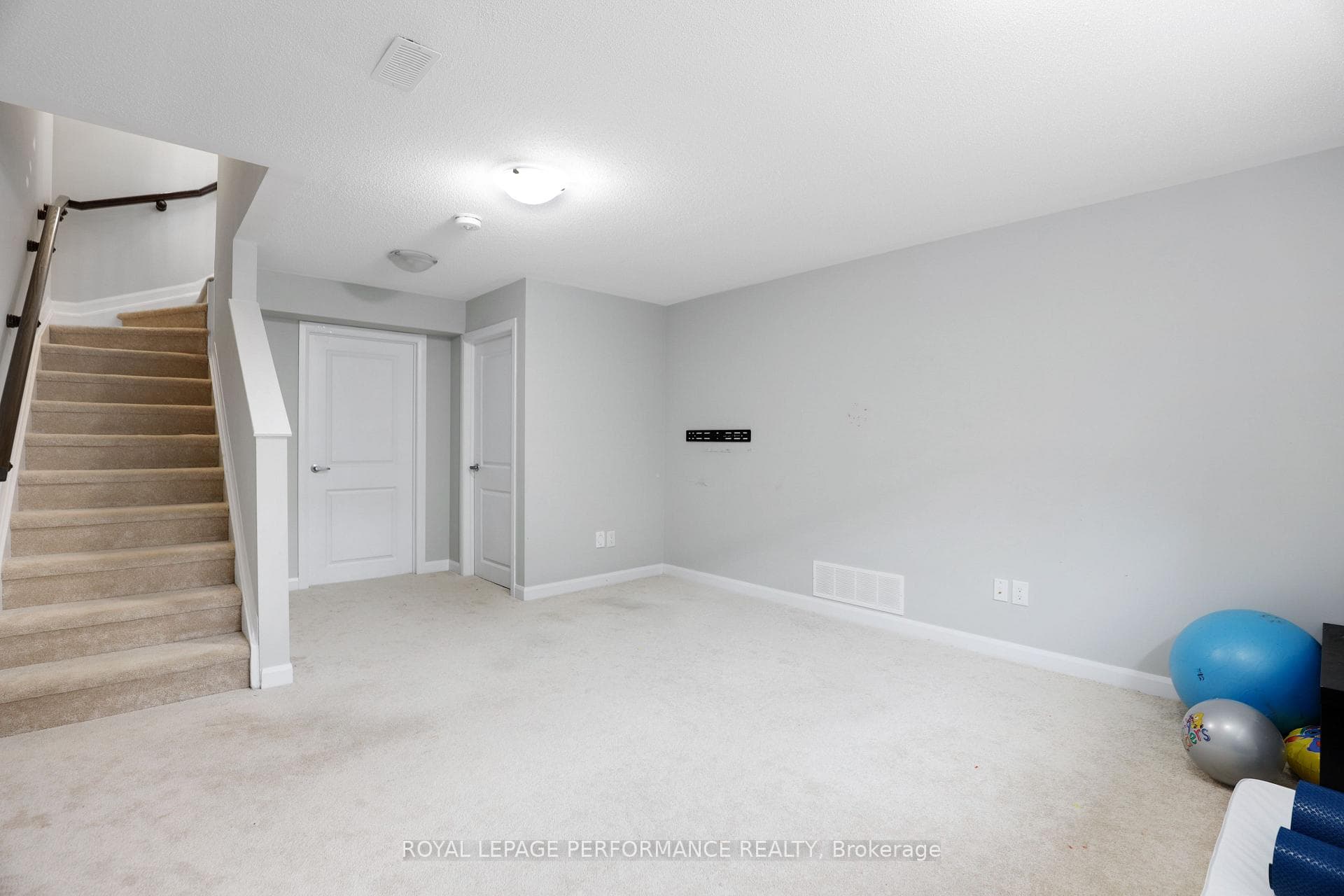 318 GUPPY Grove photo 30