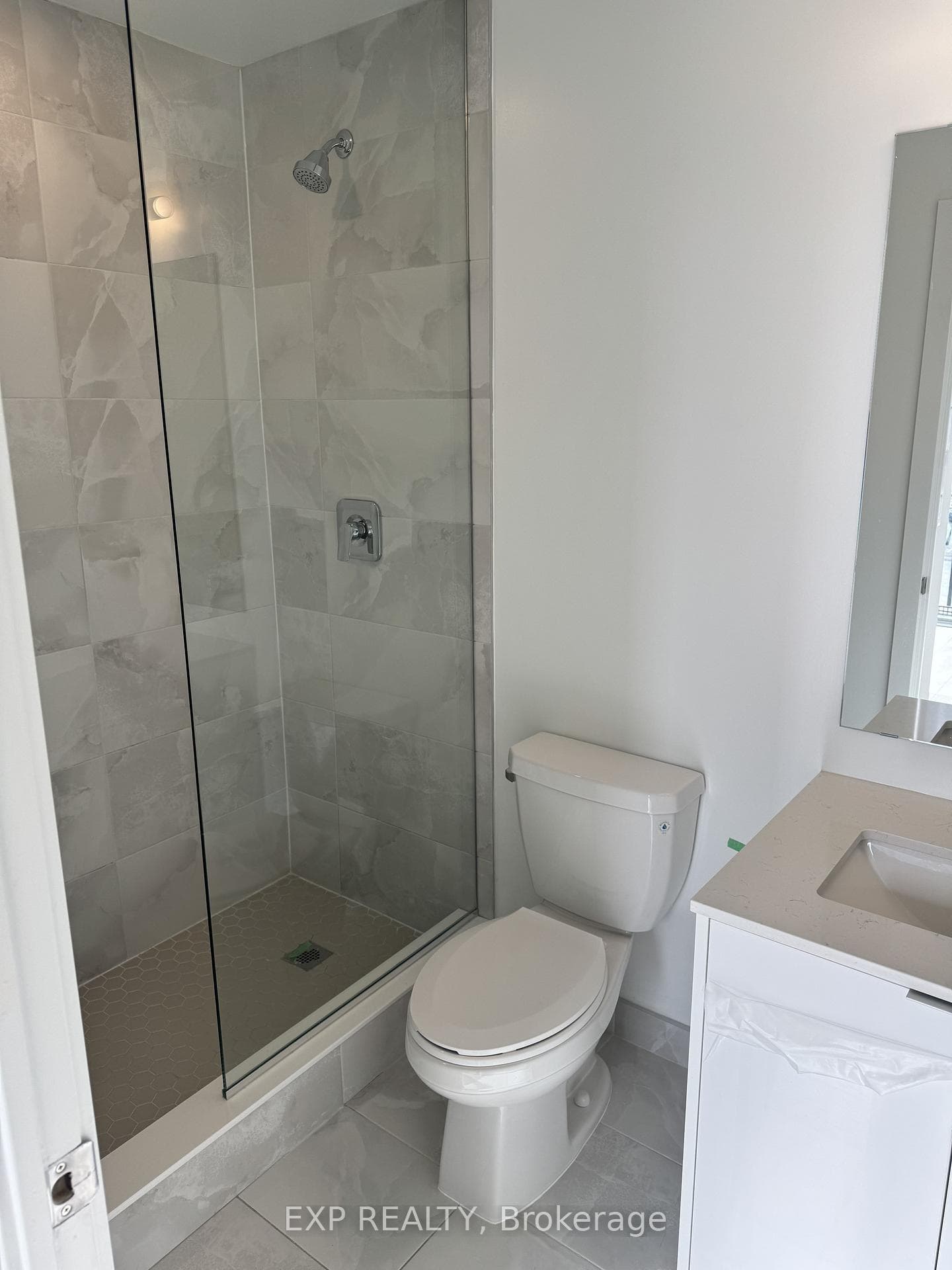 2088 James Street Unit 209 photo 4
