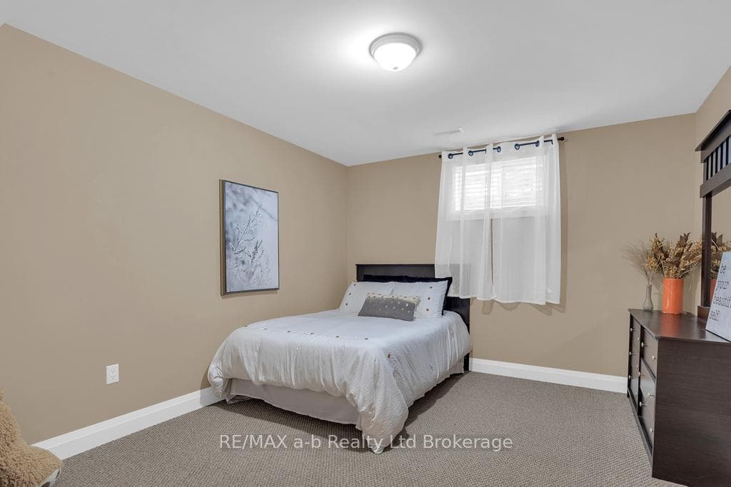 9442 Richmond Road photo 27