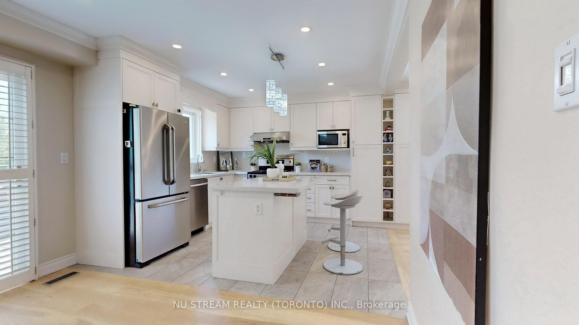 43 Kaiser Drive photo 11