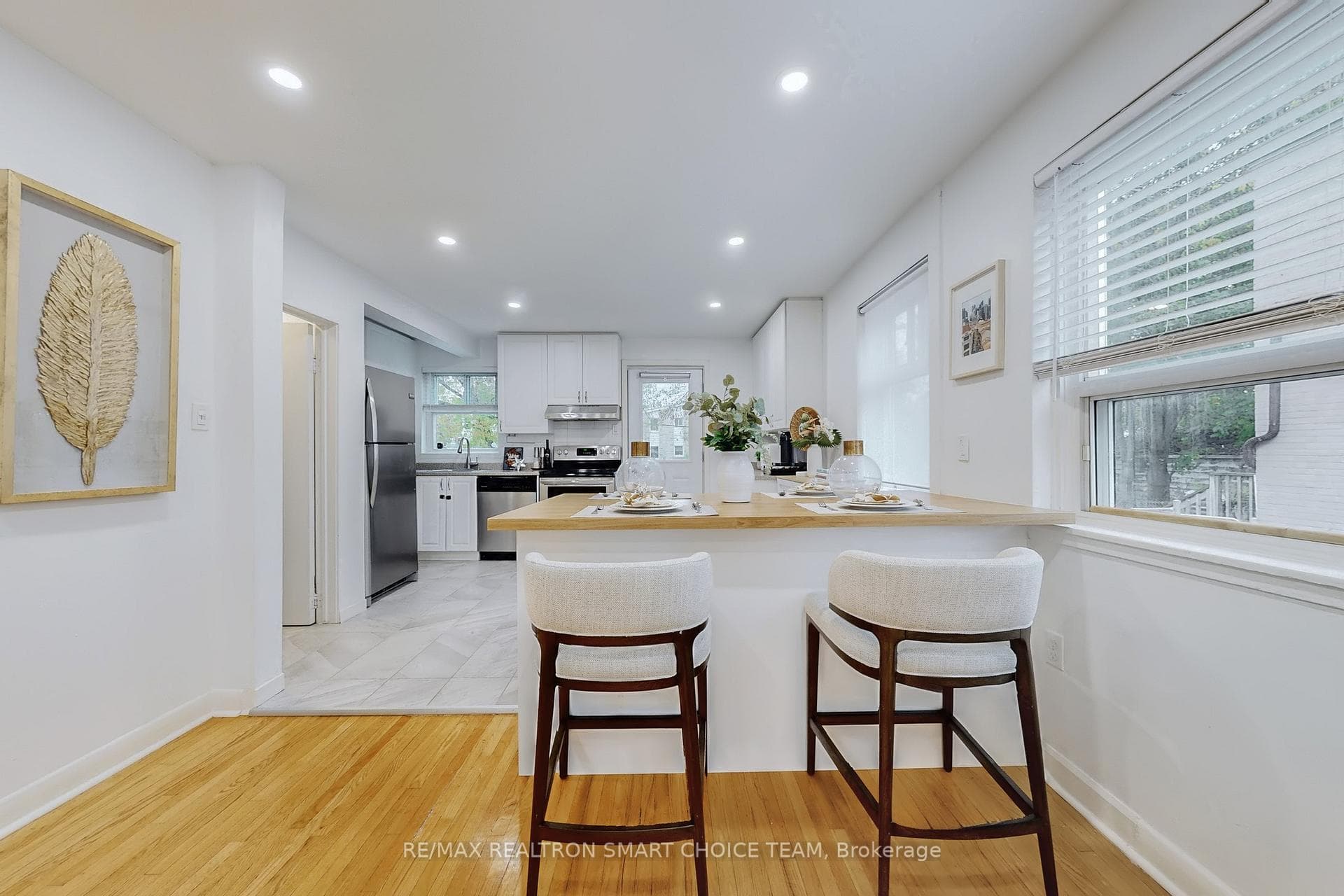 783 Birchmount Road photo 8