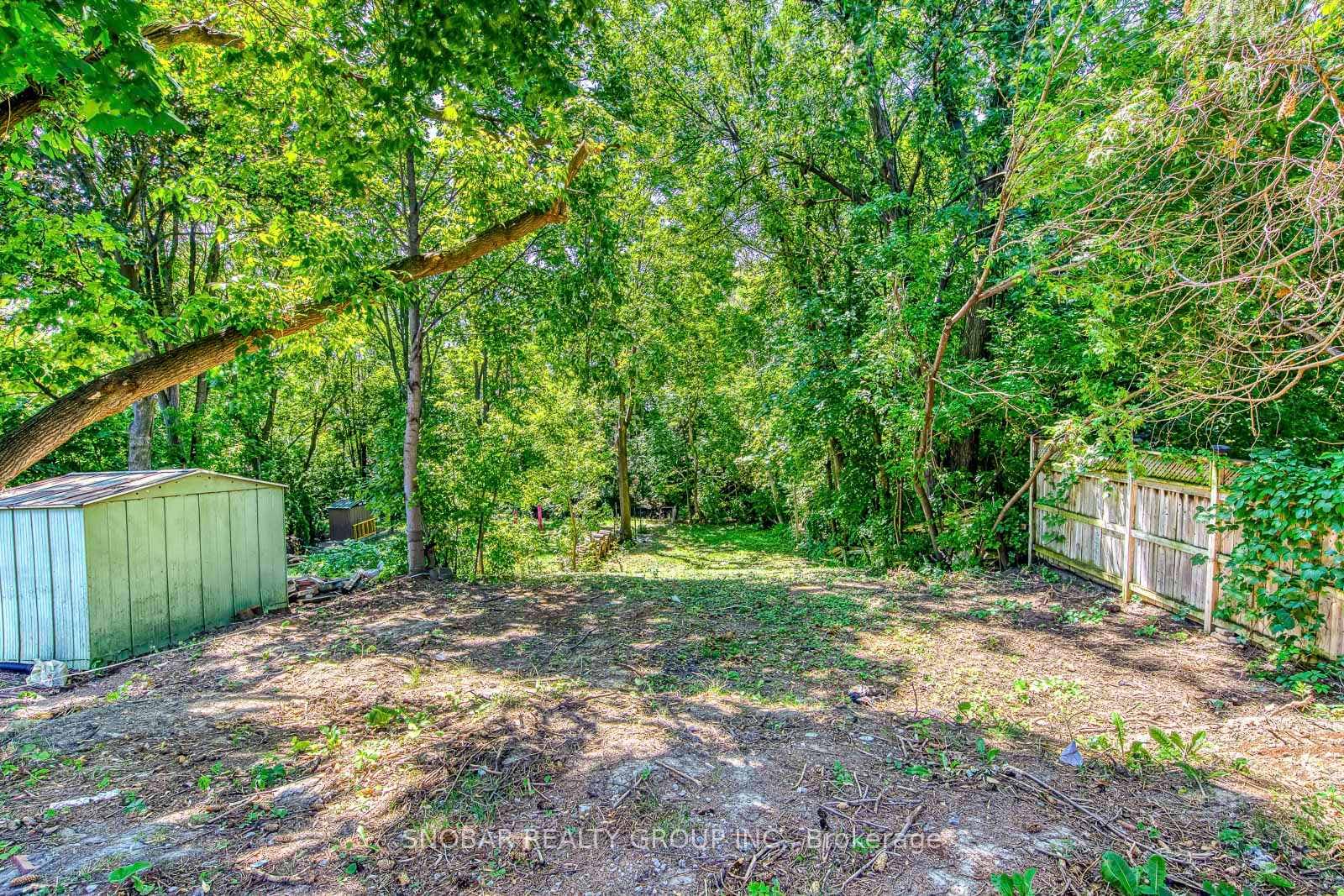 99 Jeffcoat Drive photo 36