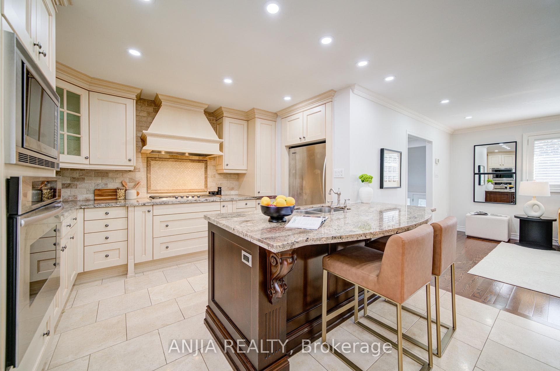 70 Briarwood Road photo 15