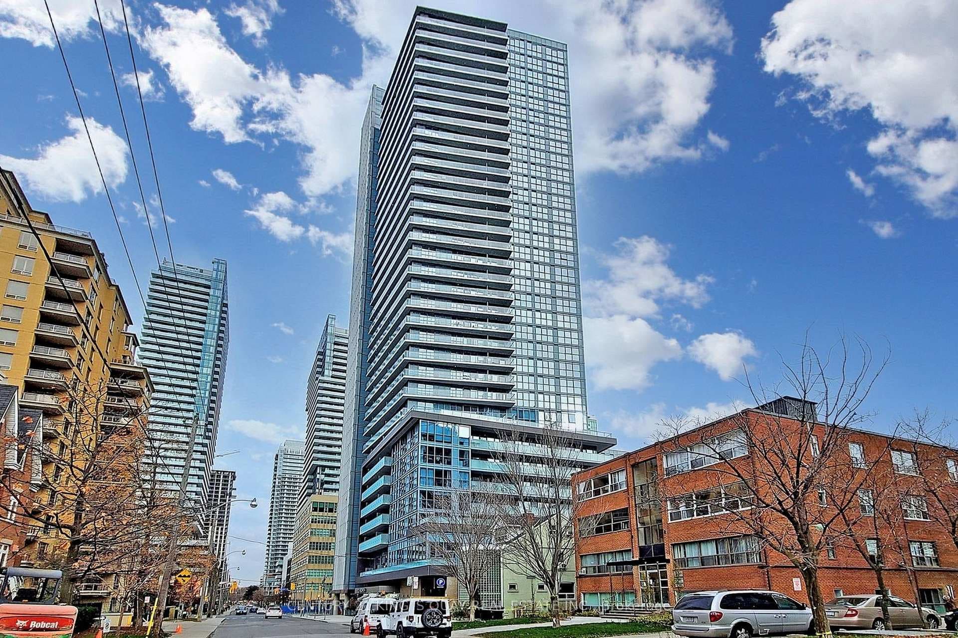 125 Redpath Avenue Unit 1706 photo 1