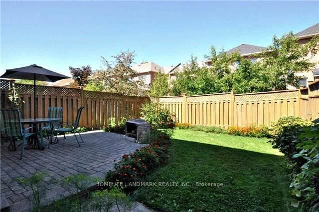 92 Longwood Avenue photo 18