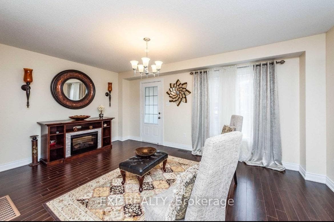 20 Blunden Road photo 8