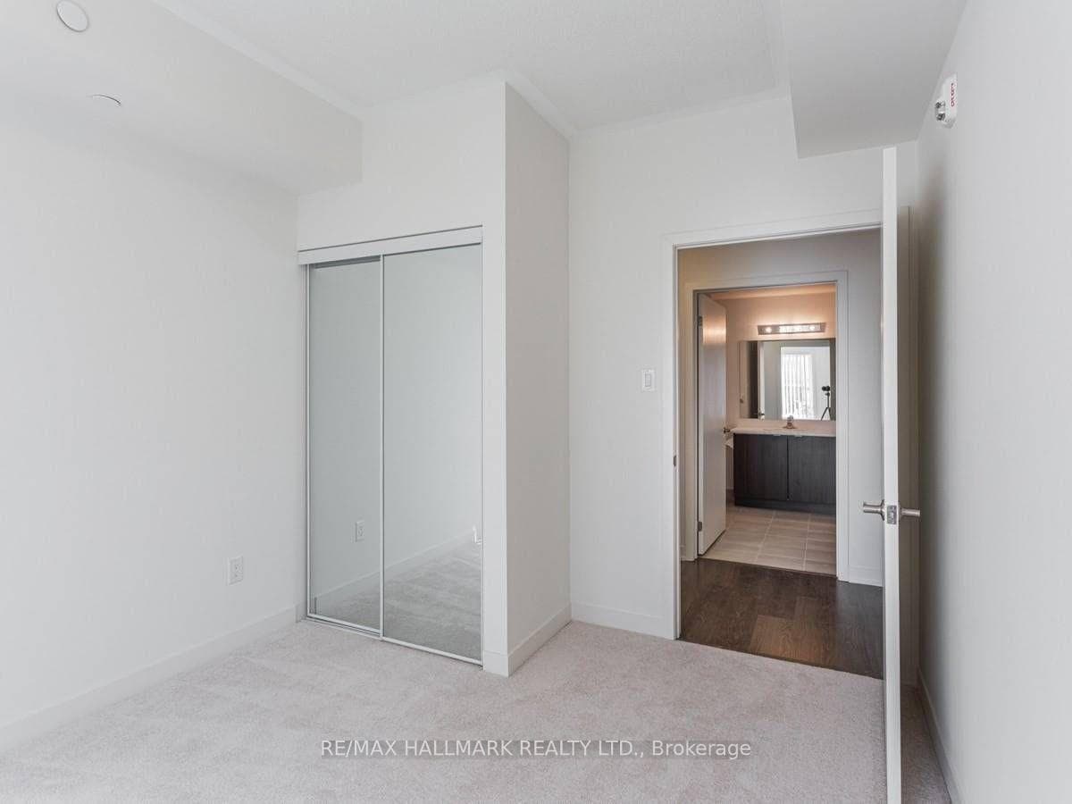 20 Orchid Place Drive Unit 206 photo 8
