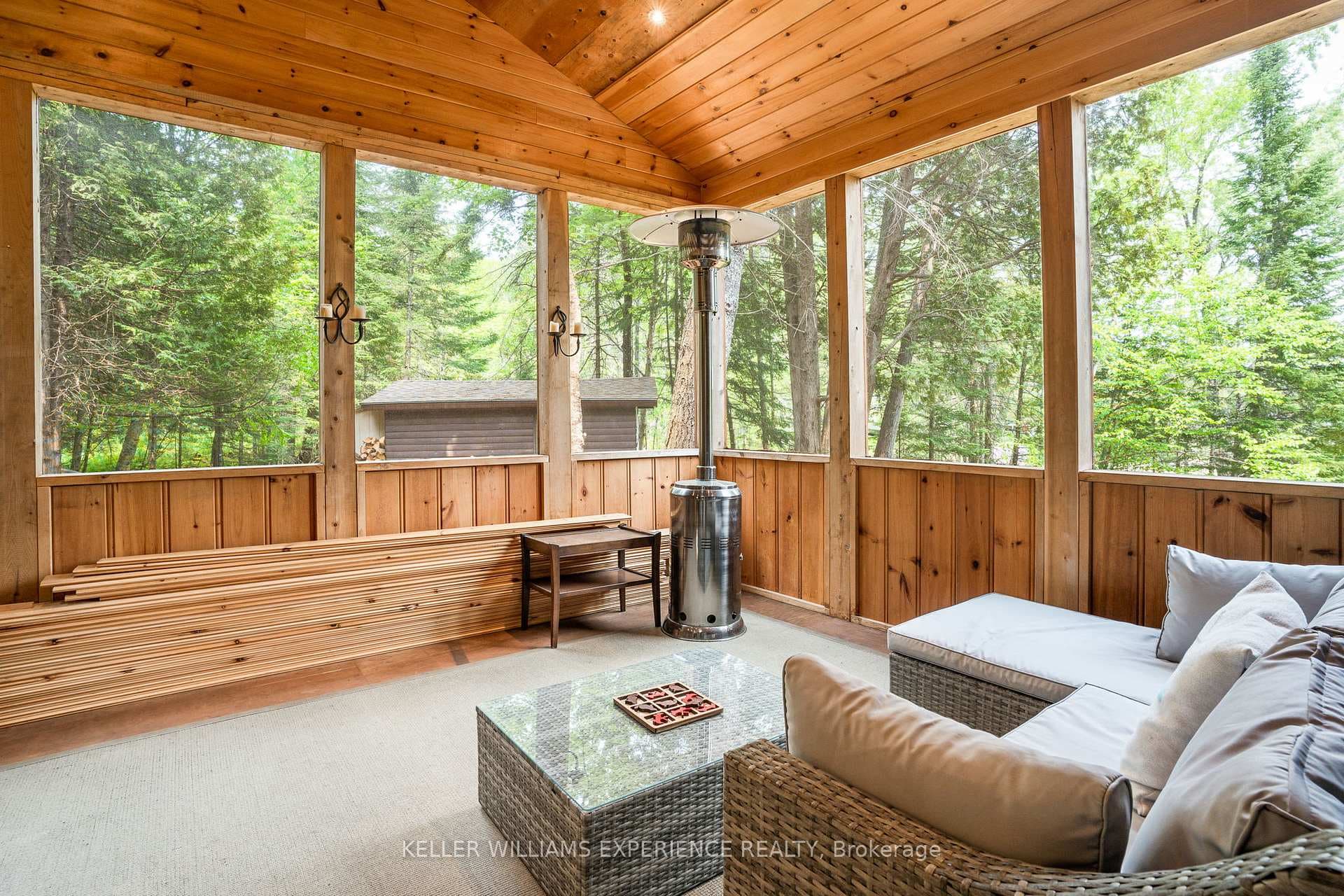1049 Elsie Bay Drive photo 12