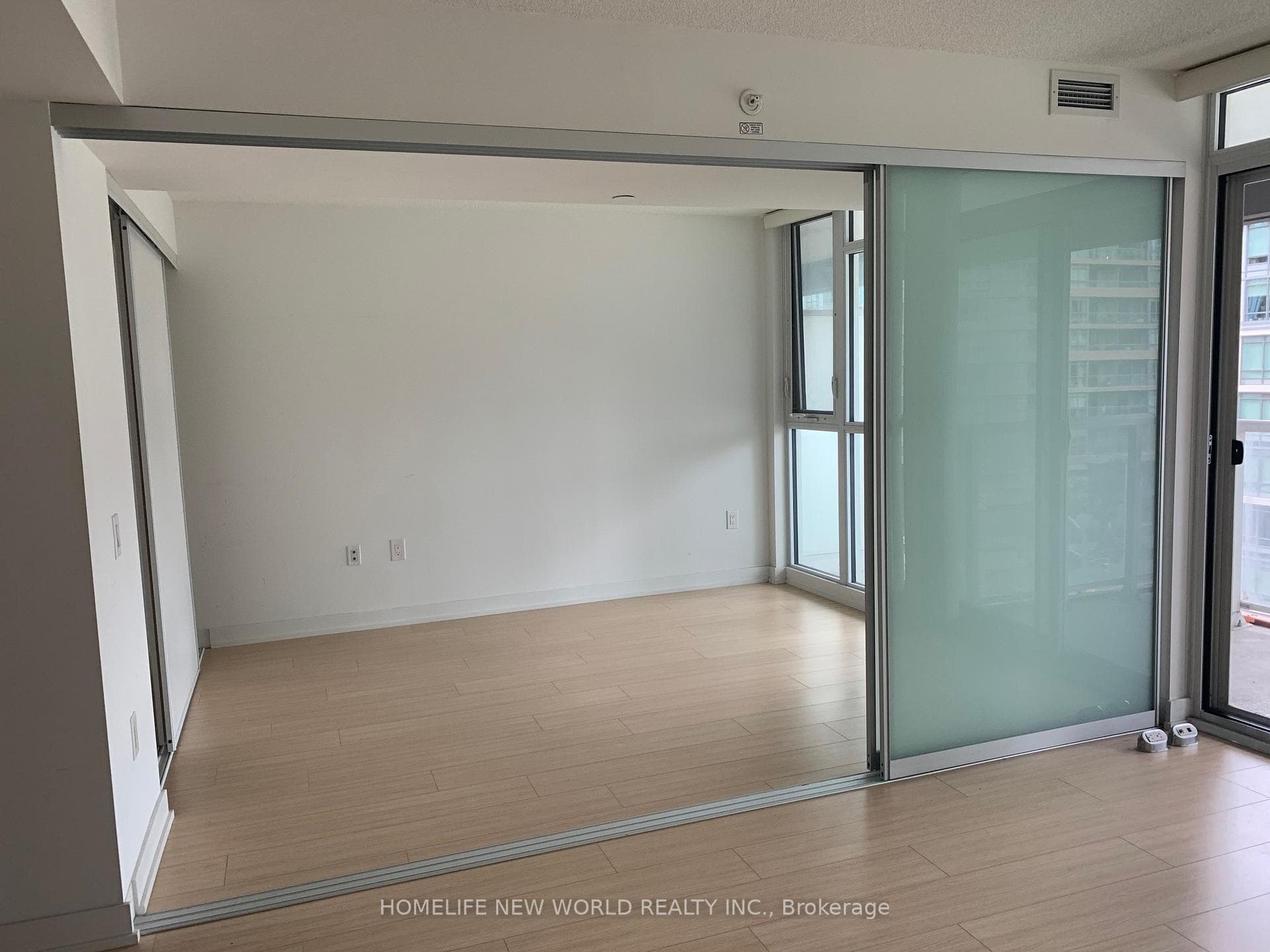 85 Queens Wharf Road Unit 715 photo 6