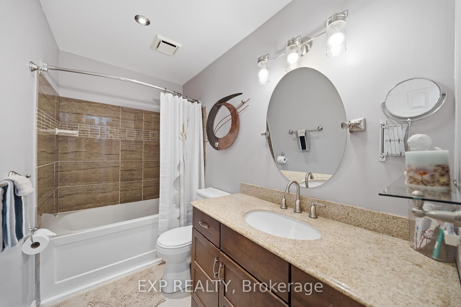 129 PIMPRENELLE Terrace photo 23