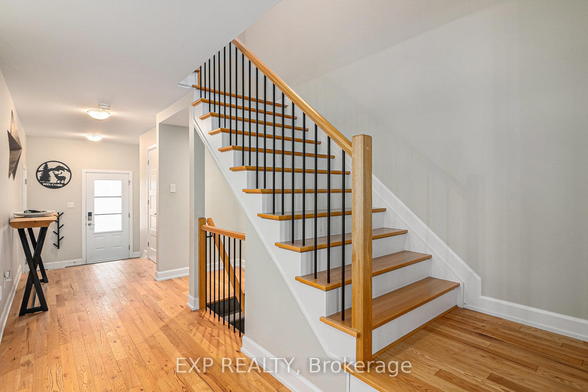 202 Bourdeau Boulevard photo 4