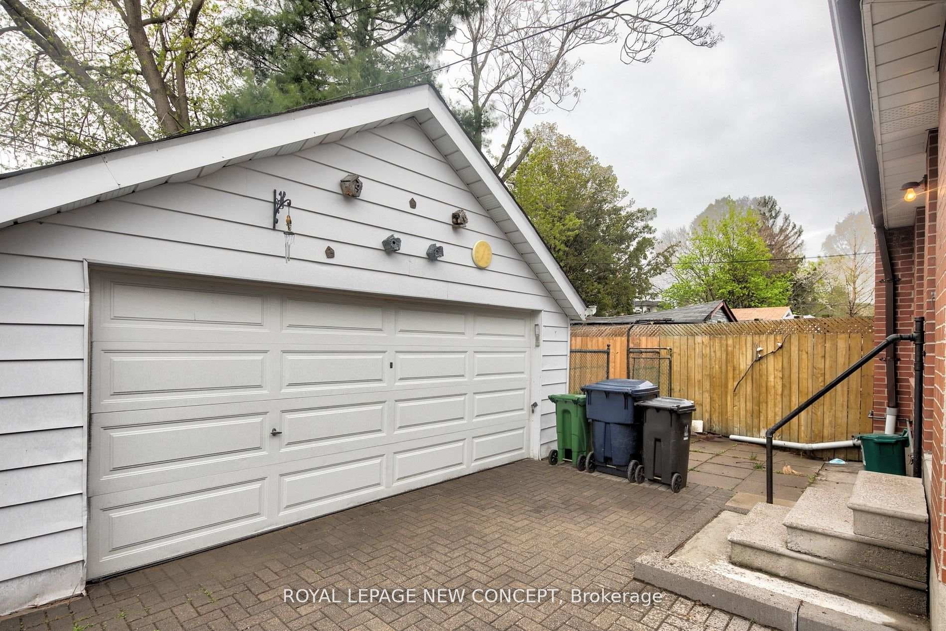 1112 Greenwood Avenue photo 29