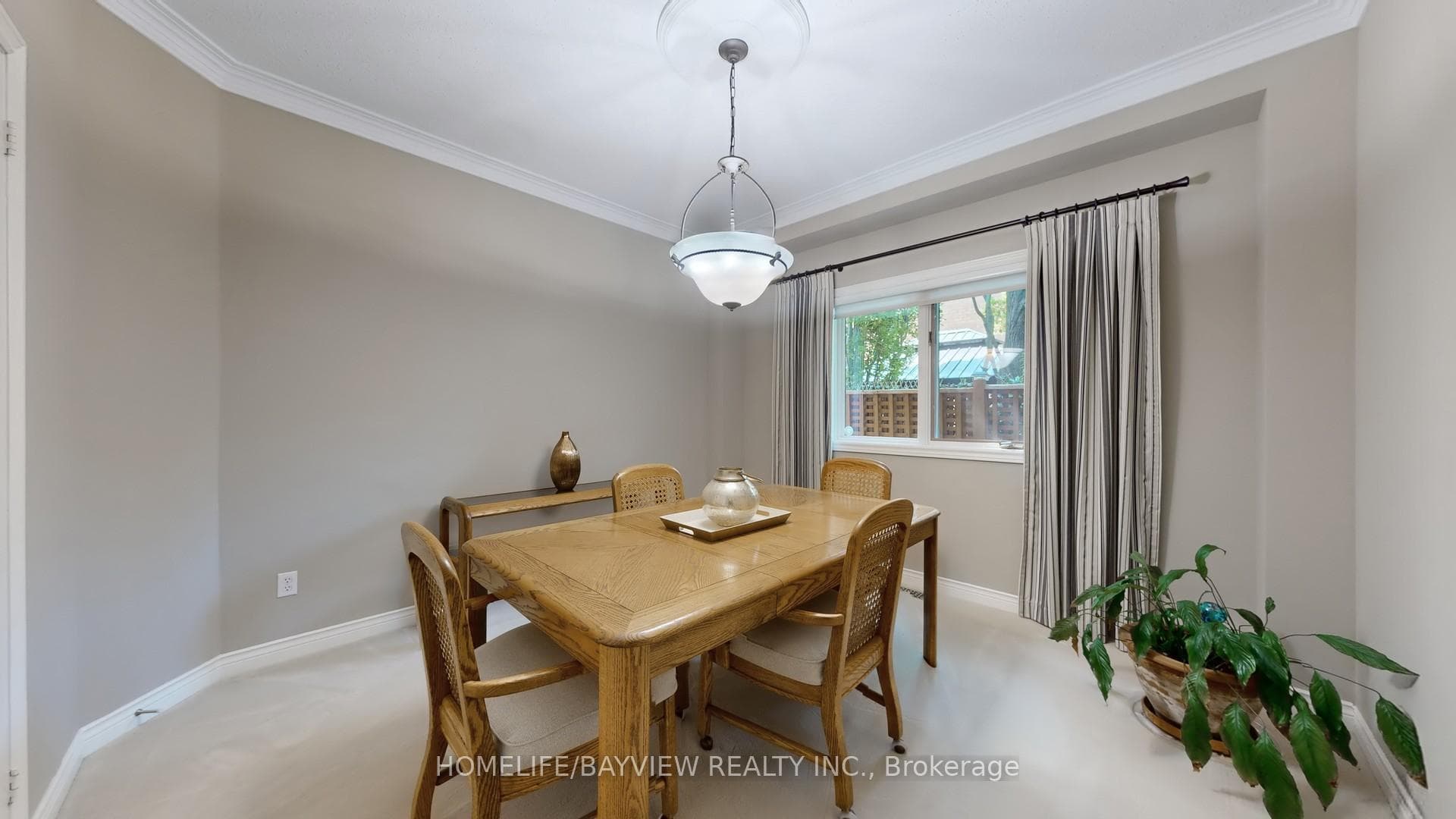 810 Primrose Court photo 13