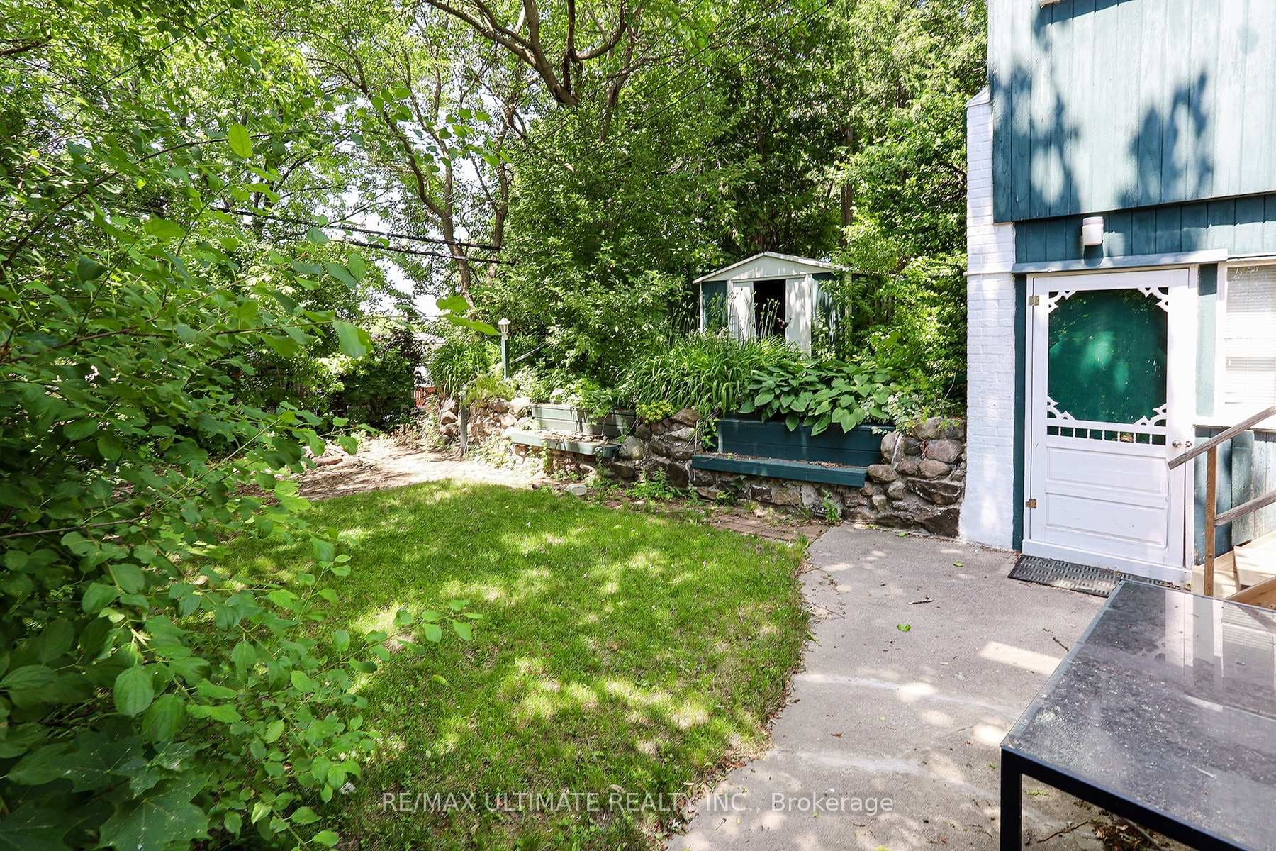 544 Bellamy Road photo 42