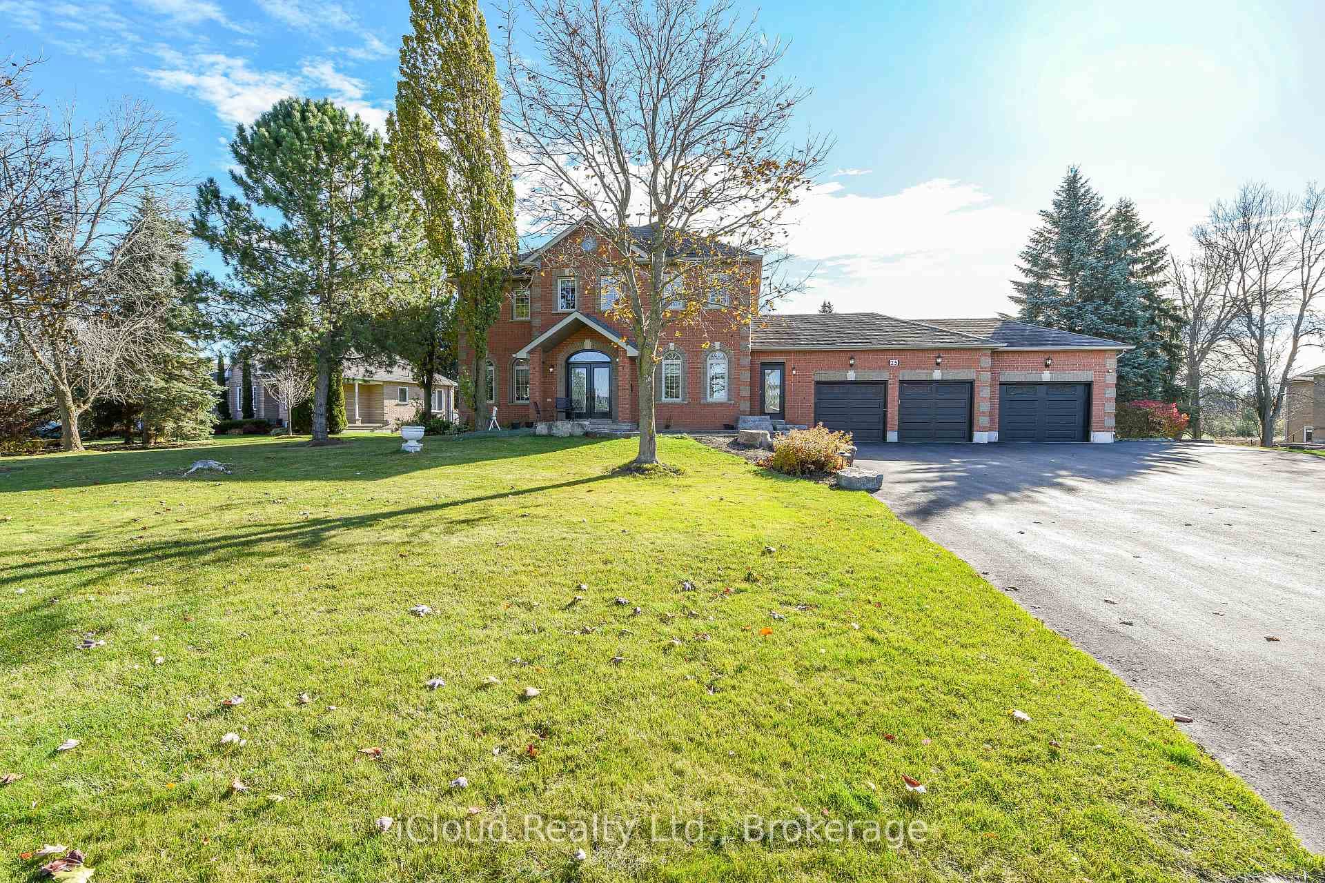 25 Giles Road photo 40