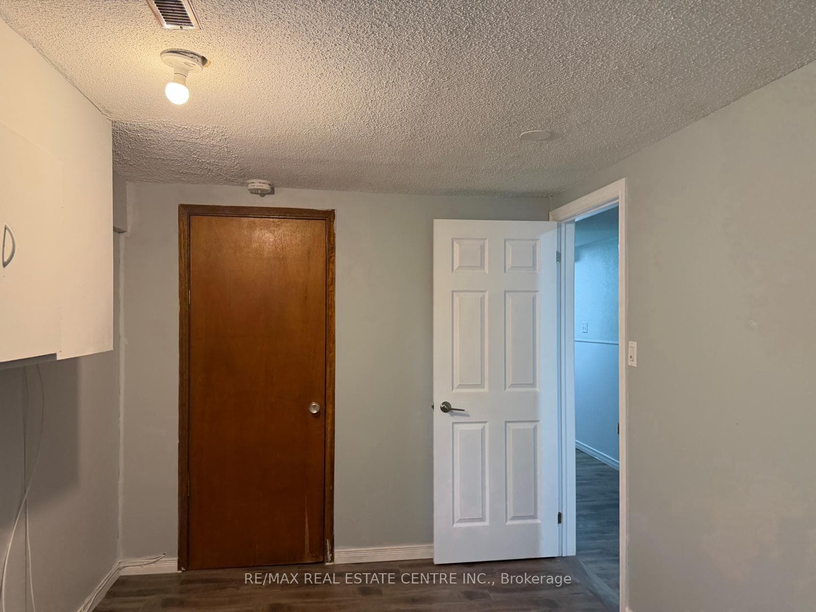 33 Prouse Drive photo 11