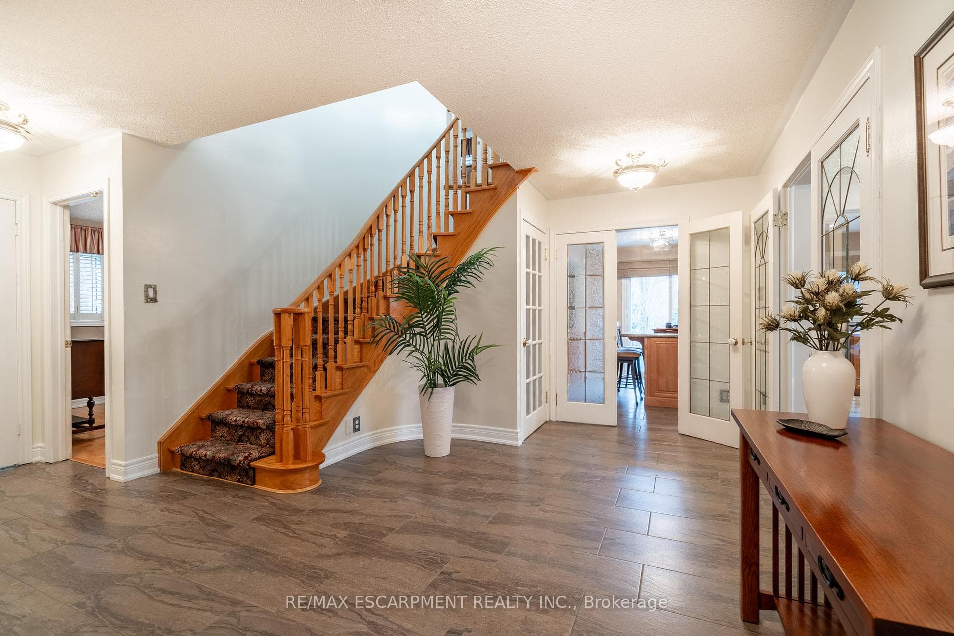 95 Laurendale Avenue photo 3