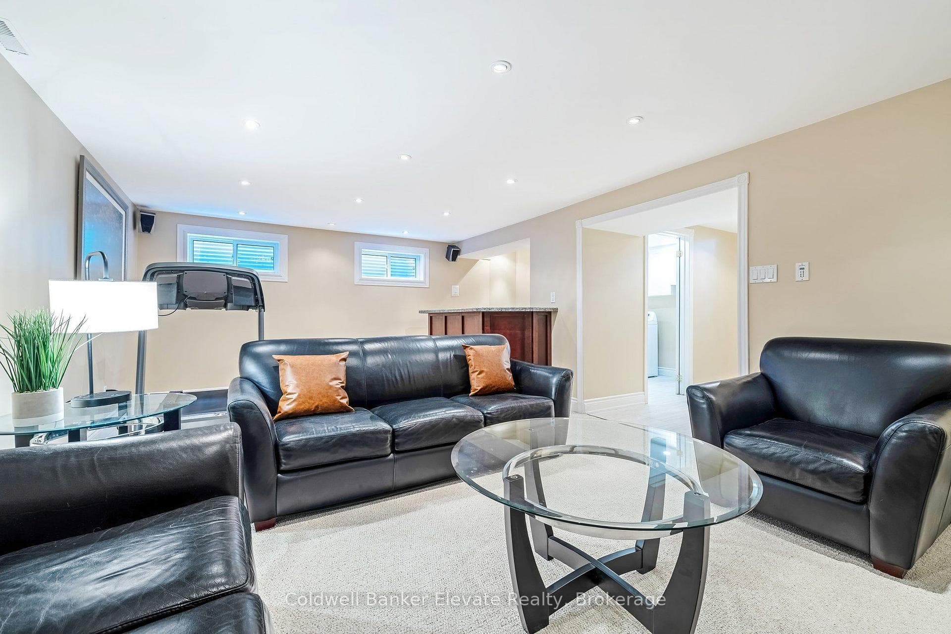 37 Fleance Drive photo 24