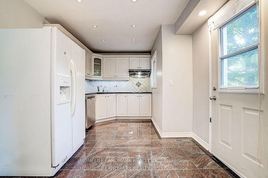 15 Saintsbury Square photo 16