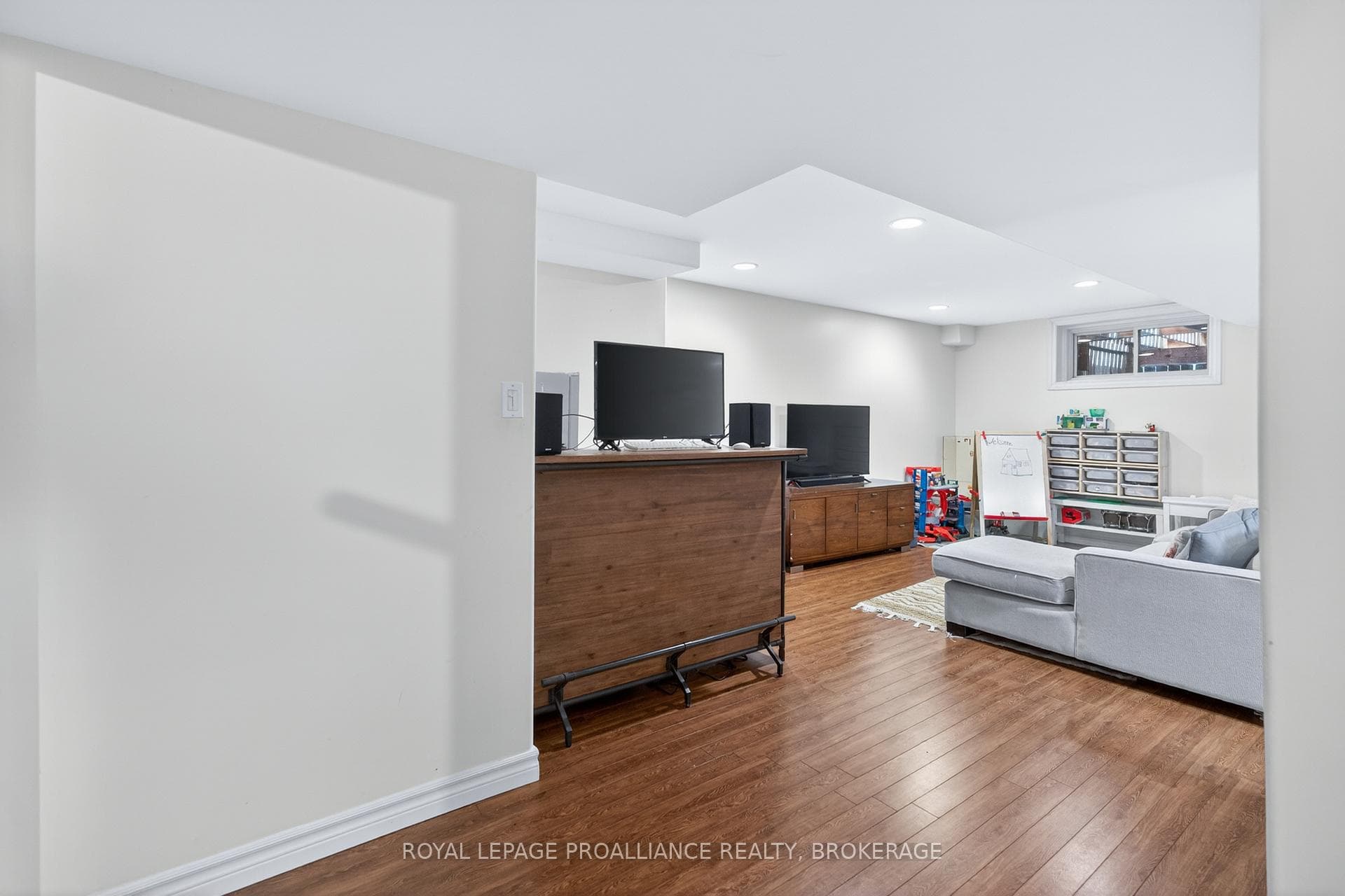 87 Dalgleish Avenue photo 37