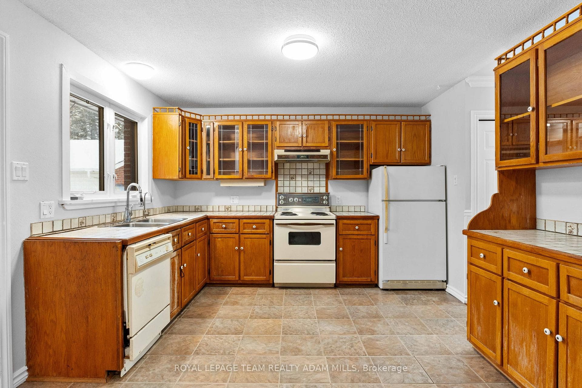 7865 Morningside Avenue photo 11