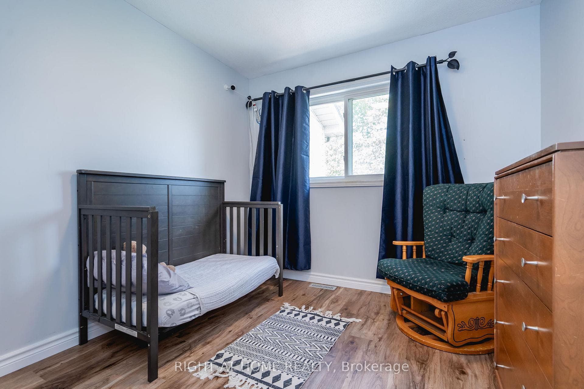 89 Parkside Crescent photo 21