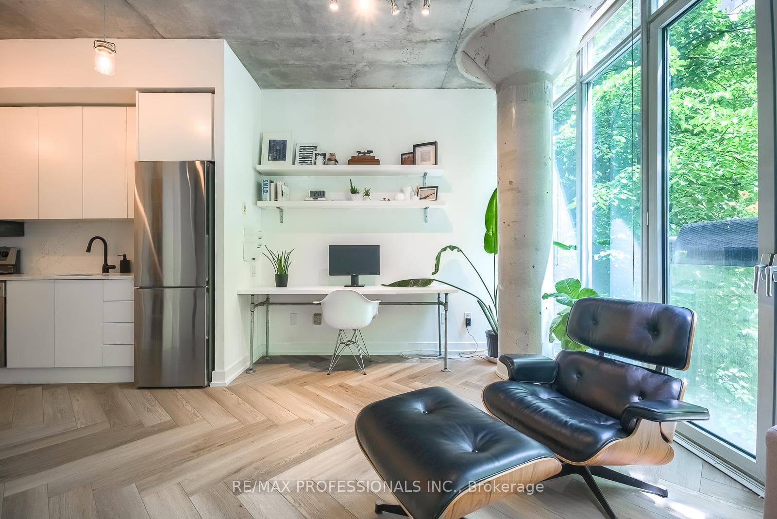 20 Stewart Street Unit 204 photo 6
