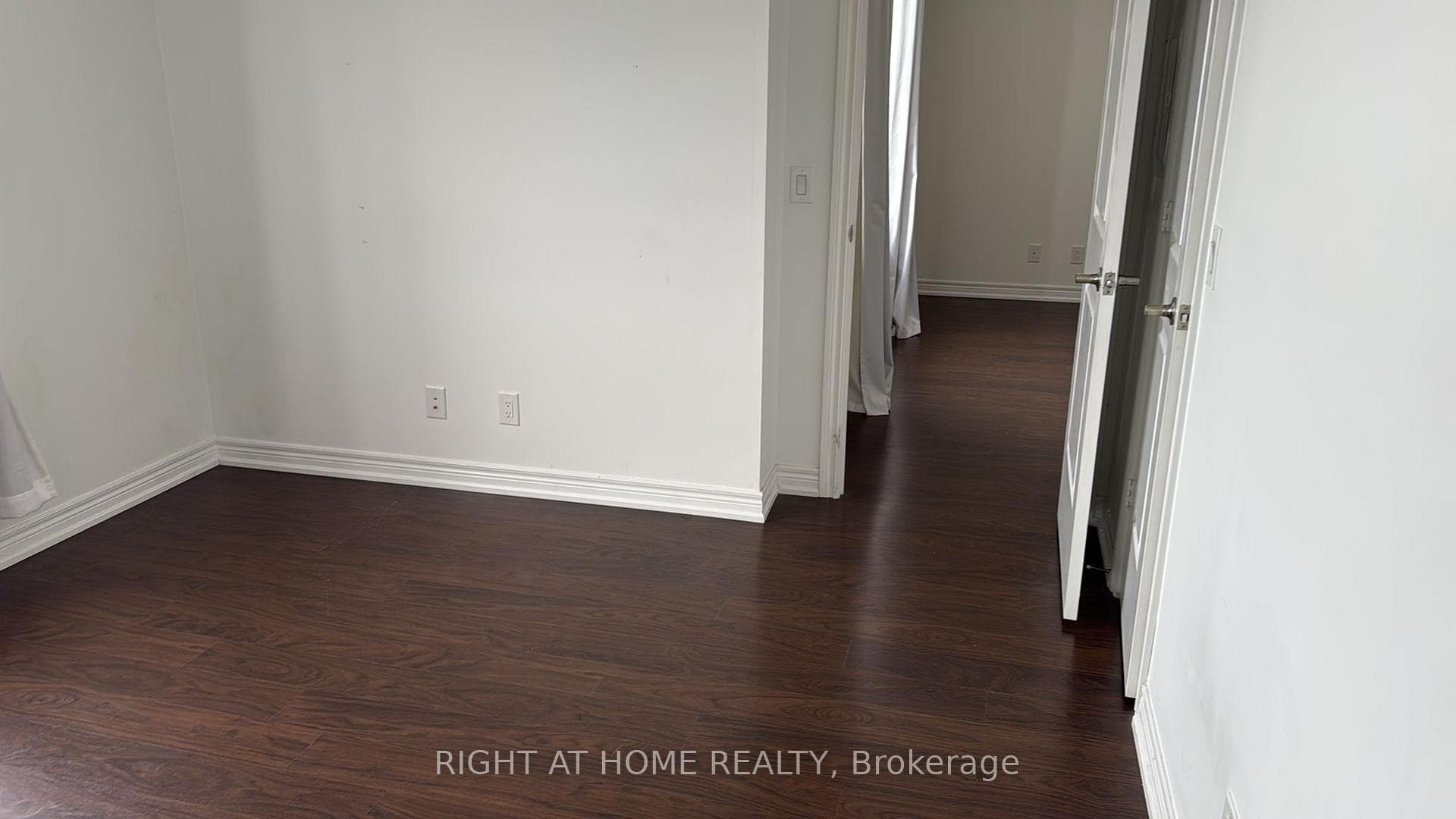 9245 Jane Street Unit 701 photo 9