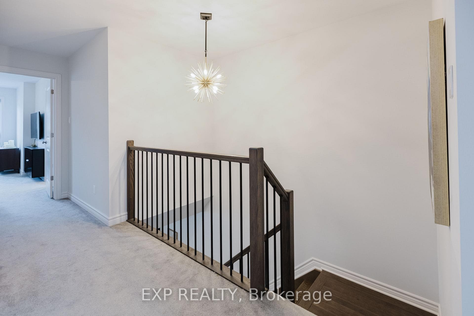 771 CAIRN Crescent photo 18
