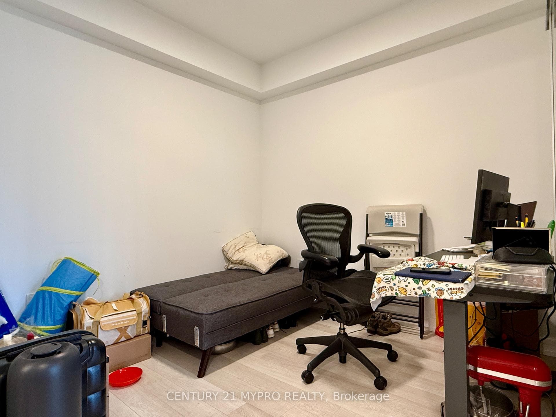 39 Roehampton Avenue Unit 702 photo 18