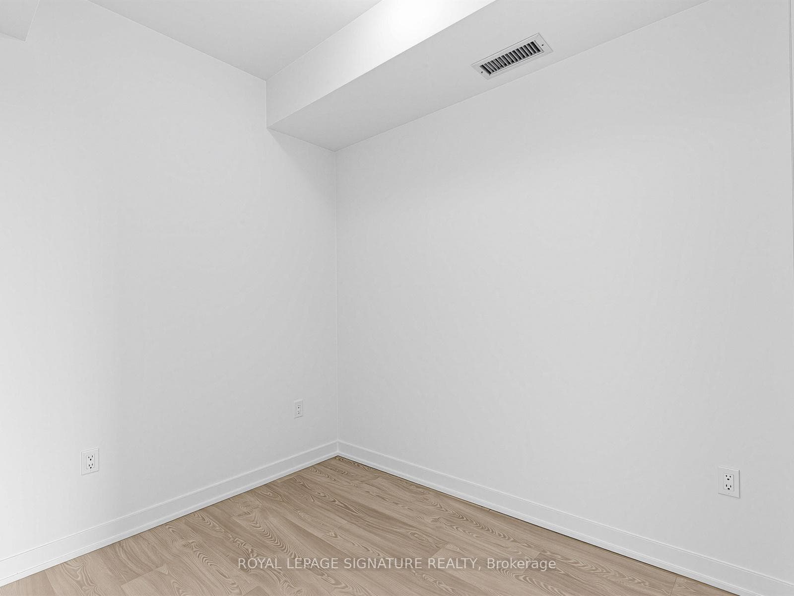 5 Quarrington Lane Unit 1401 photo 24