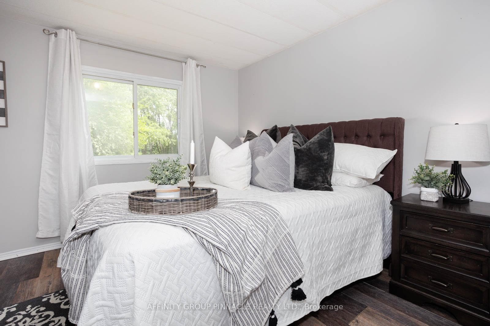 33 GLENWAY Drive photo 26