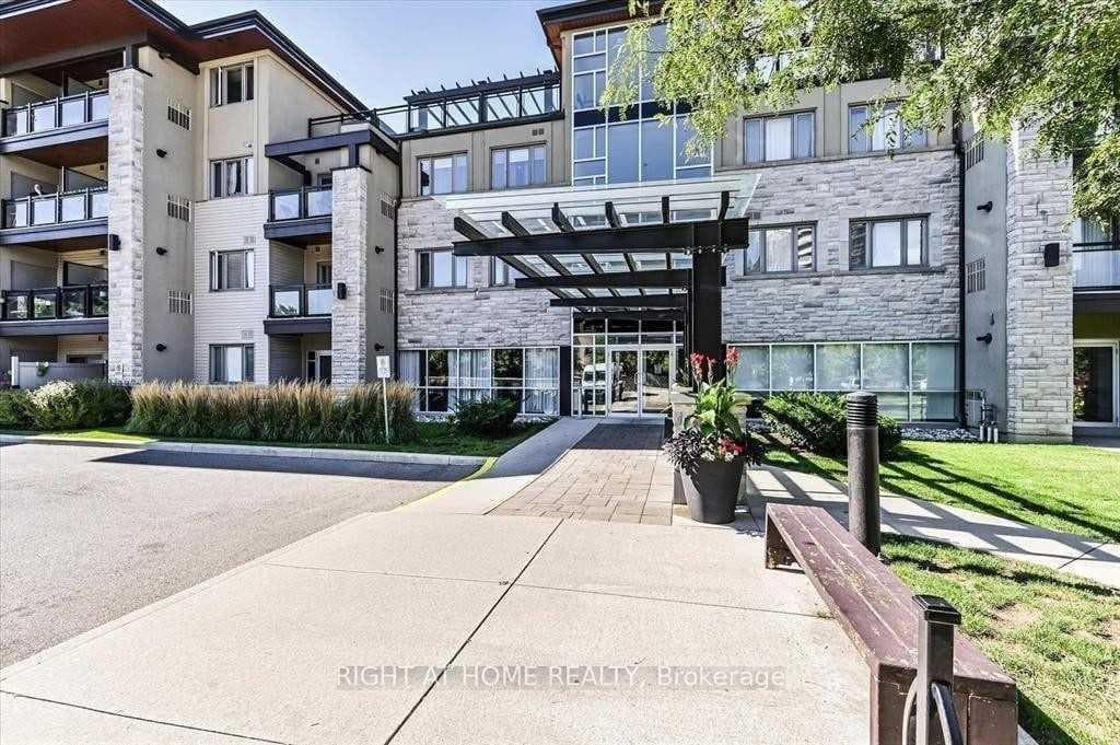 570 Lolita Gardens Unit 302 photo 1