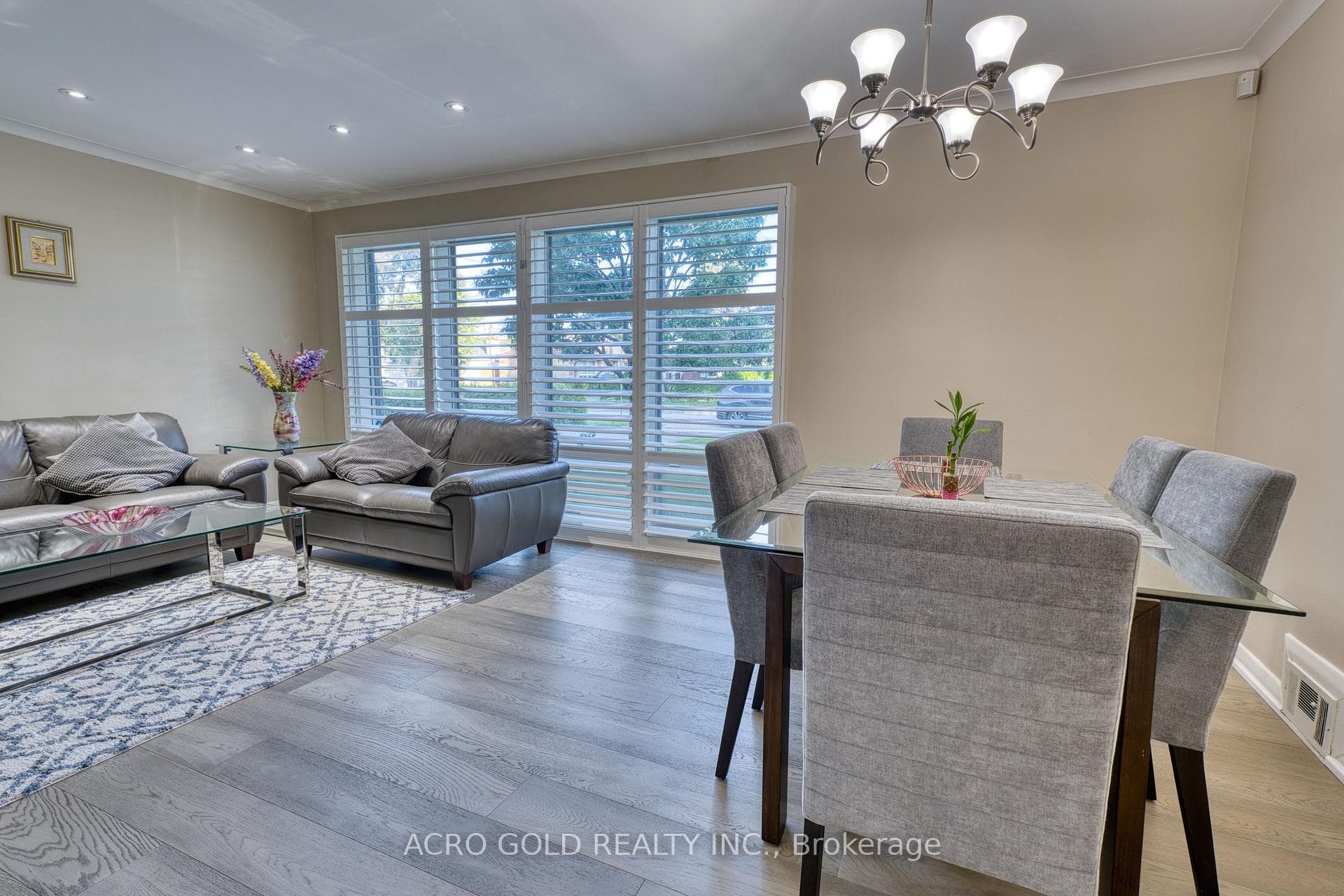 10 Kennebec Crescent photo 13