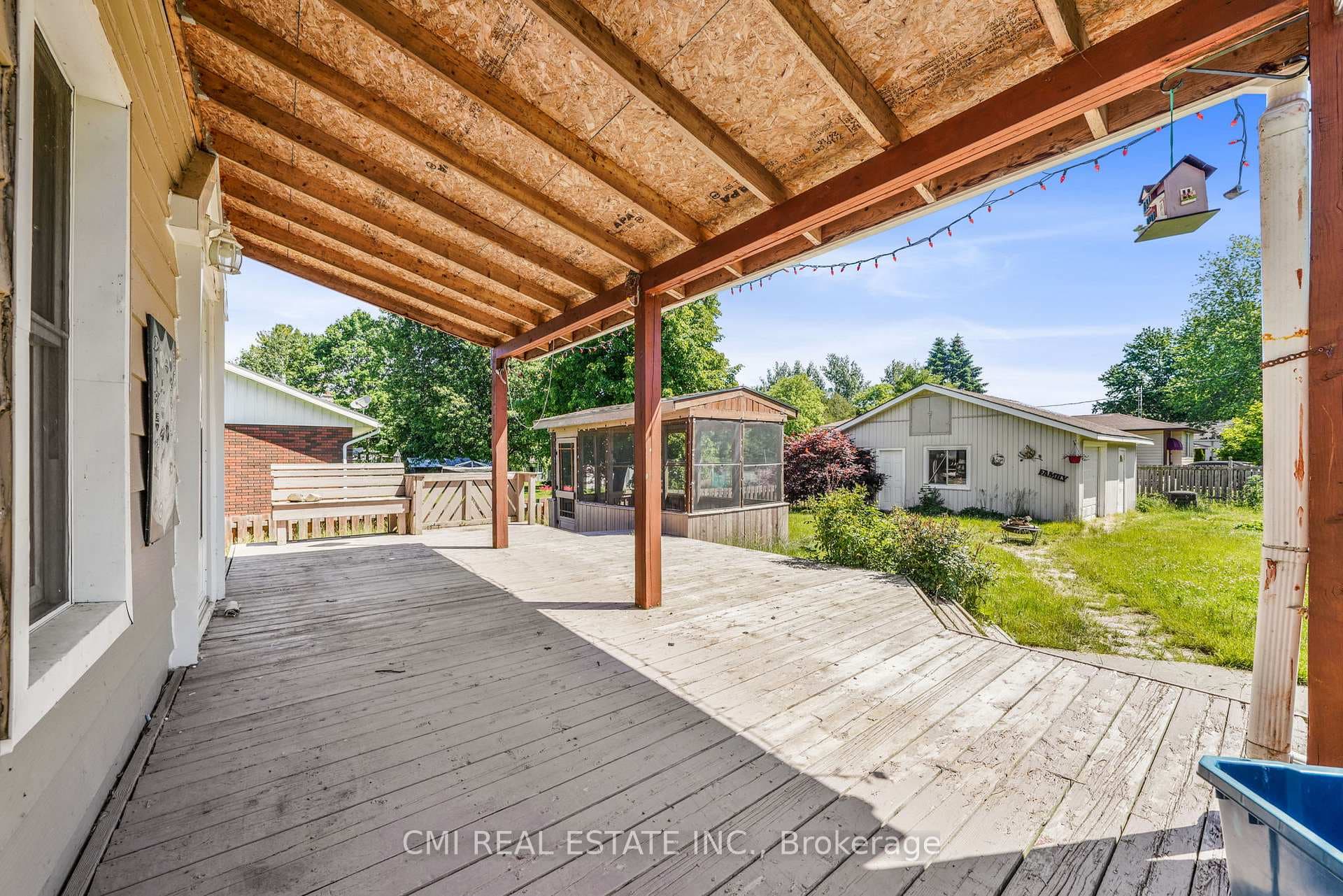411 Taylor Street photo 34