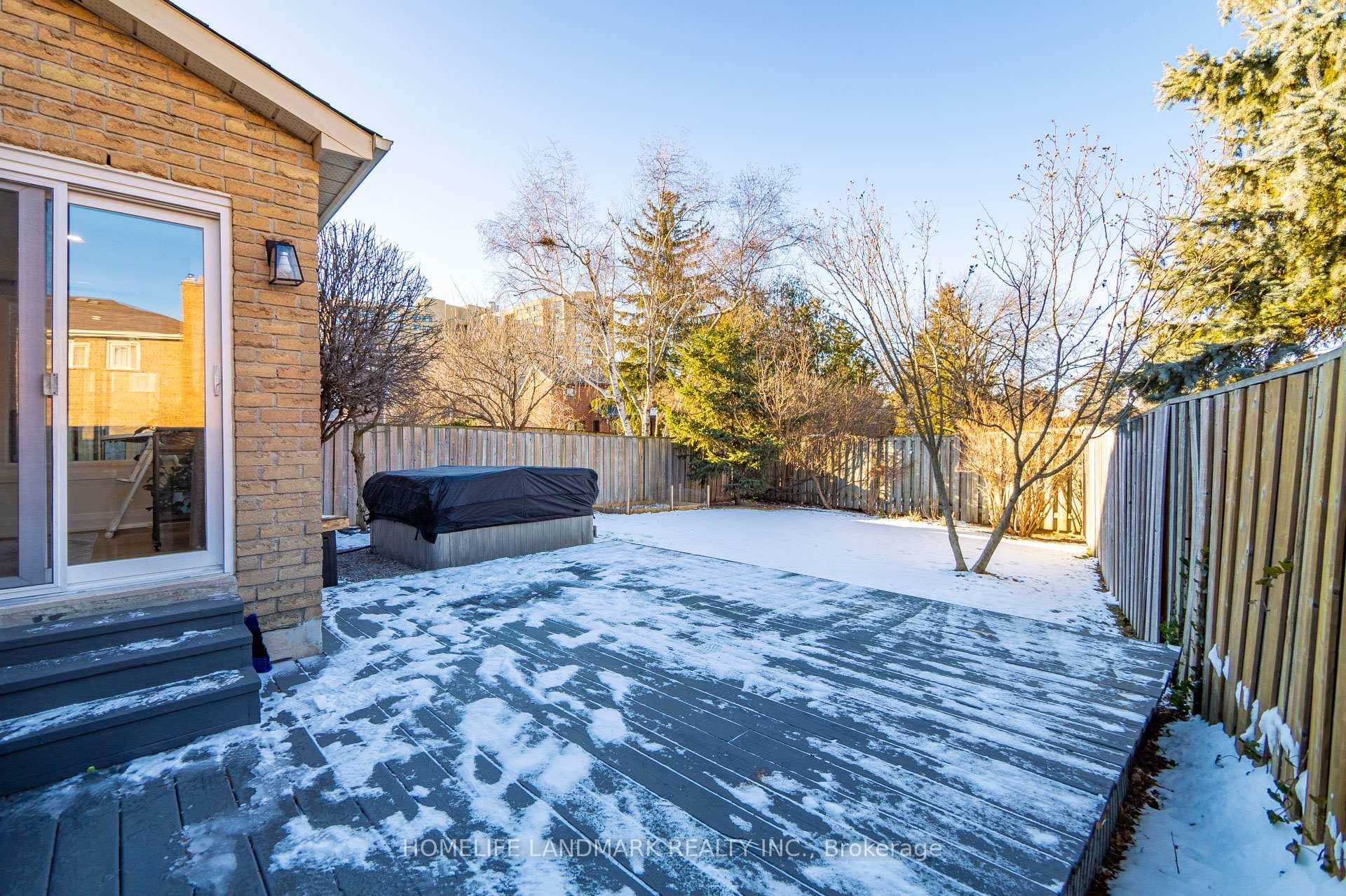 2535 valencia Road photo 36