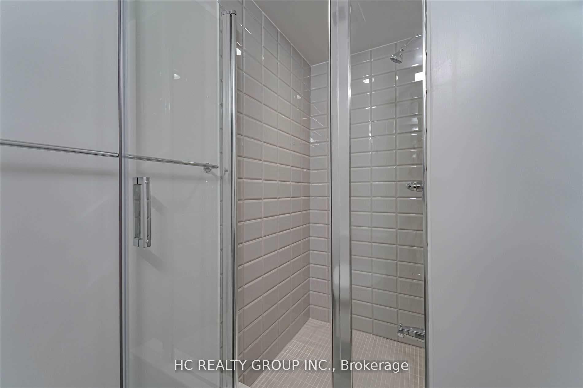 203 College Street Unit 1505 photo 11