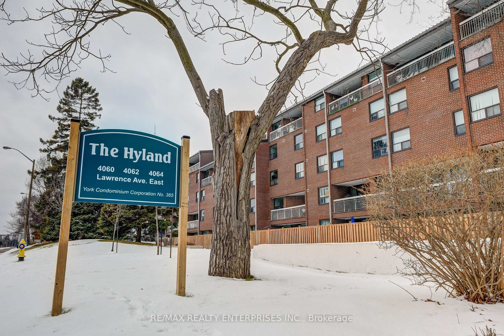 4060 Lawrence Avenue Unit 412 photo 1