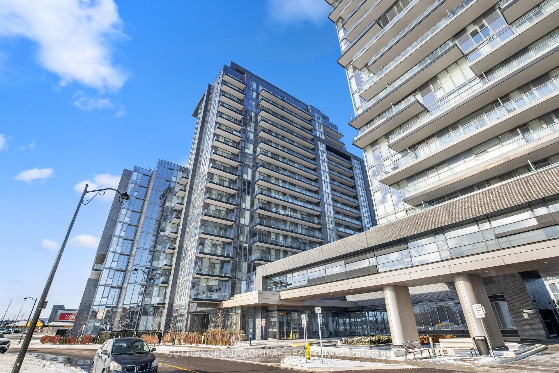 10 Gatineau Drive Unit 808 photo 1