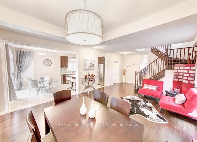 51 Jewelwing Court photo 10