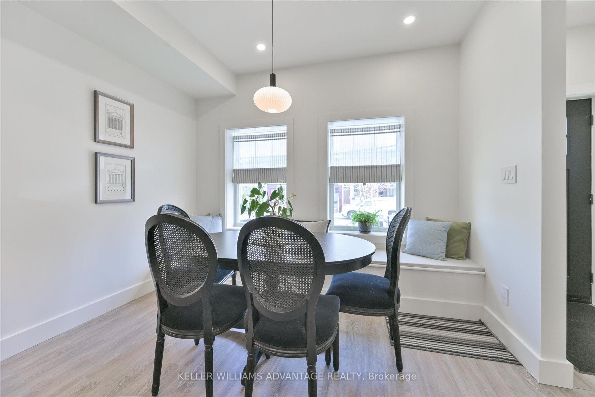 1568 Dundas Street photo 9