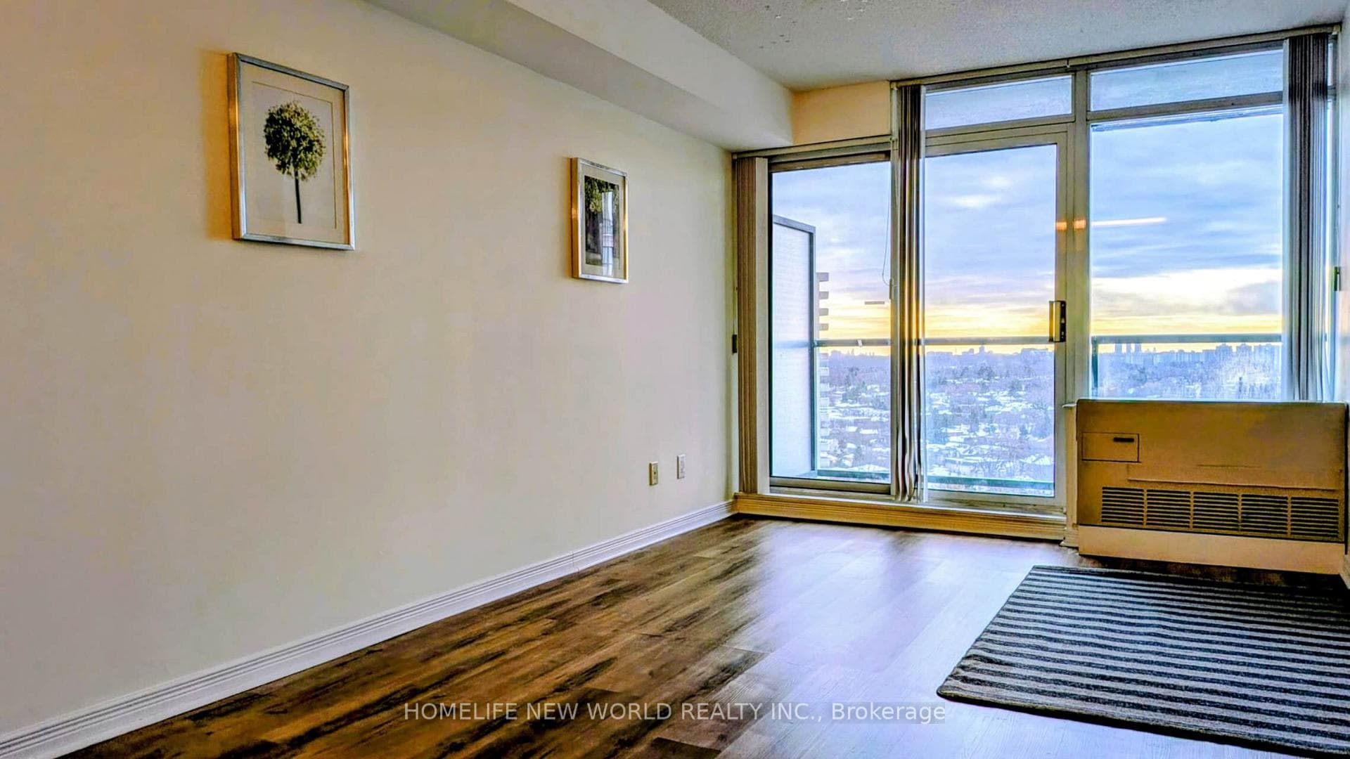 5500 Yonge Street Unit 1607 photo 2