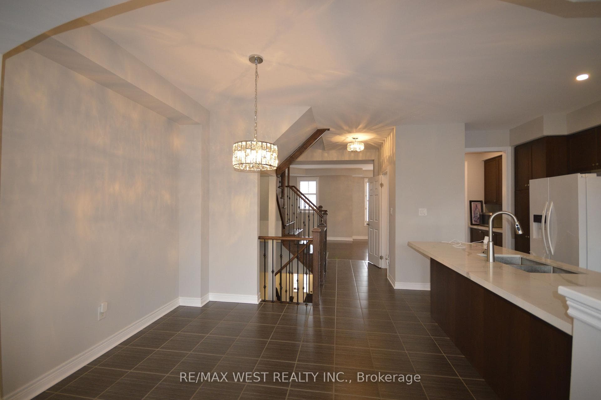 3 Earnshaw Drive photo 8