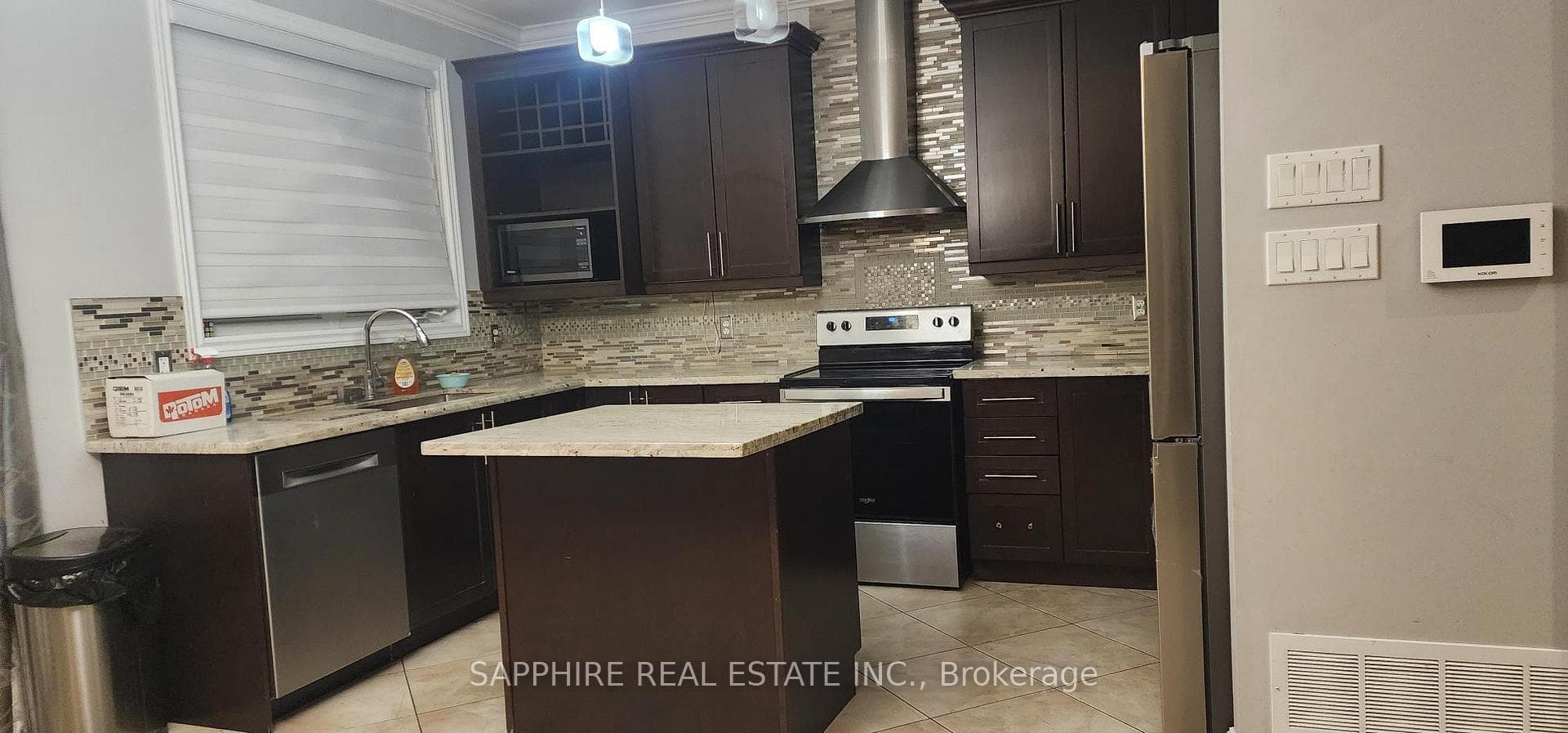 187 Weston Drive photo 4