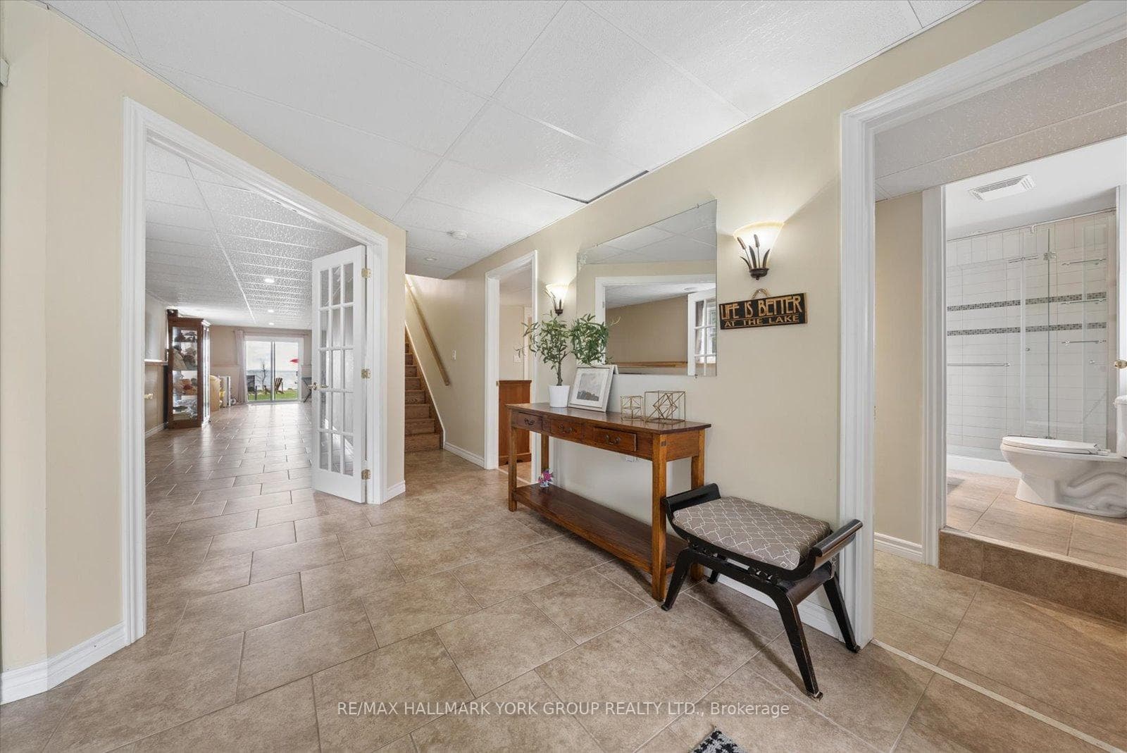 168 Irving Drive photo 14