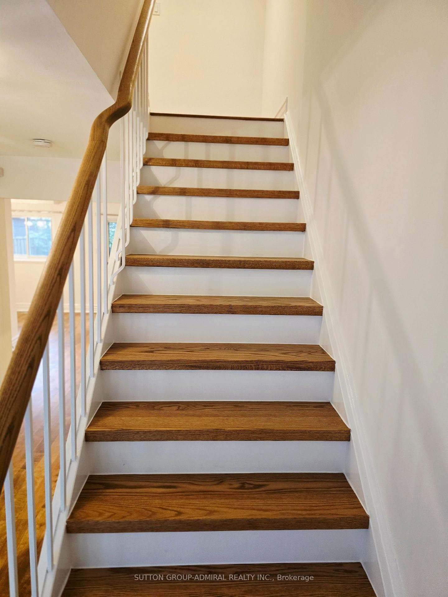 24 Corkory Way photo 7